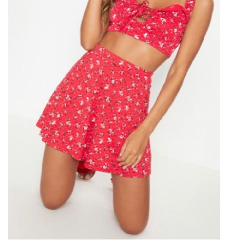 Red Ditsy Floral Skater Skirt size 2